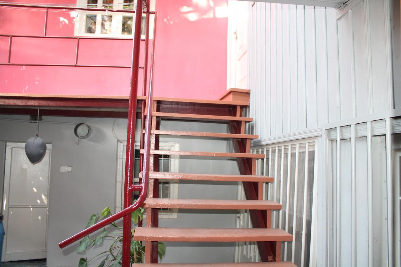 Hostel Old City Sololaki Tbilisi Bagian luar foto